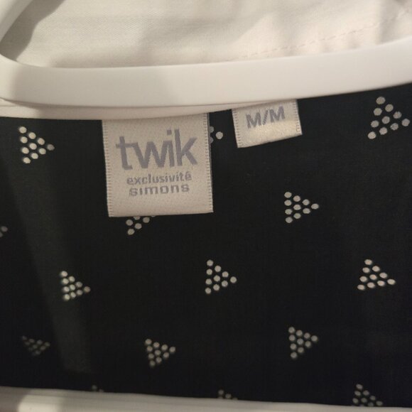 Womens button top - Picture 2 of 4